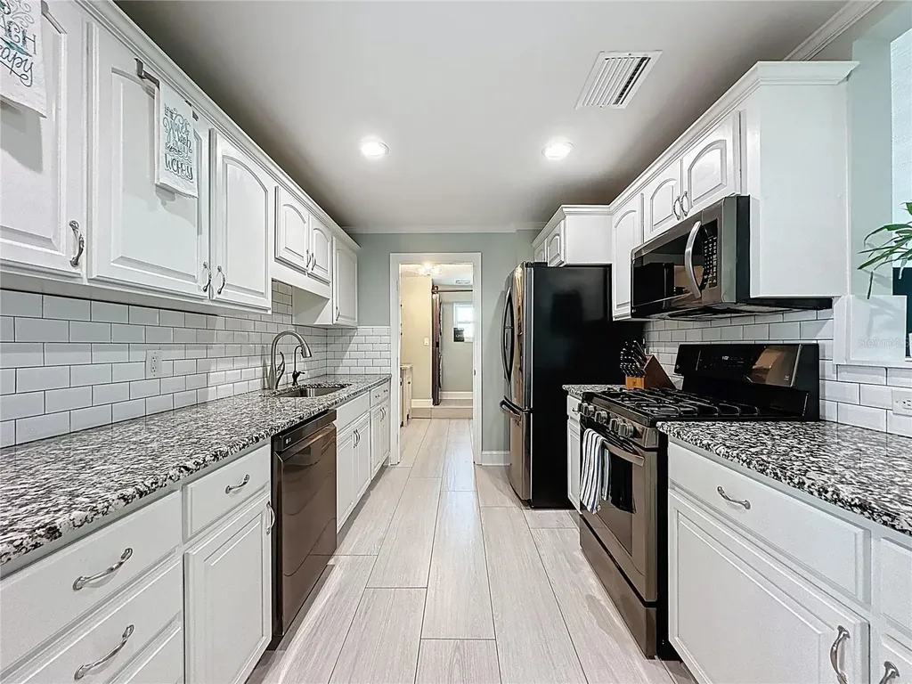 414 Oakridge Avenue Cocoa FL 32927