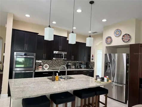 7711 S West Shore Boulevard Tampa FL 33616