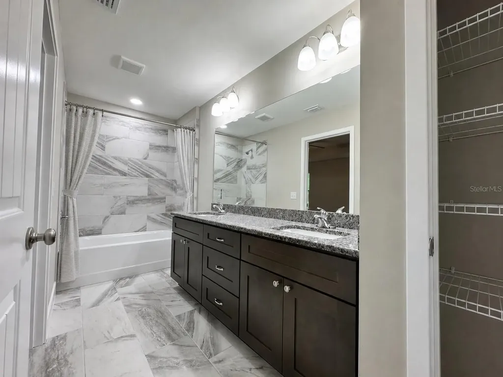 8523 SE 70th Avenue Trenton FL 32693