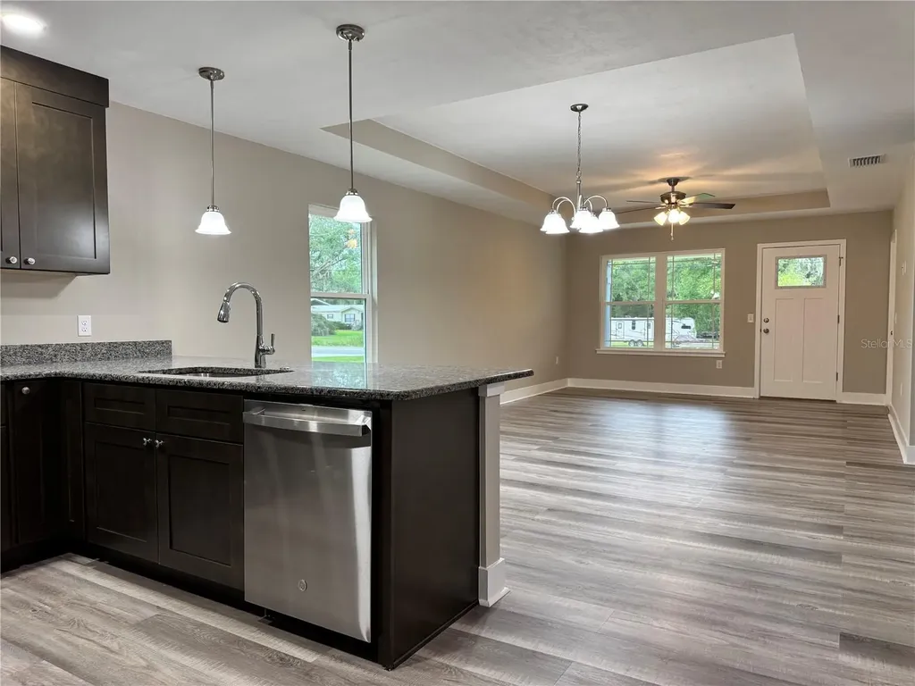 8523 SE 70th Avenue Trenton FL 32693