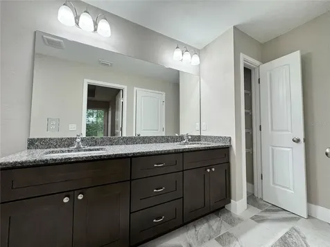 8523 SE 70th Avenue Trenton FL 32693