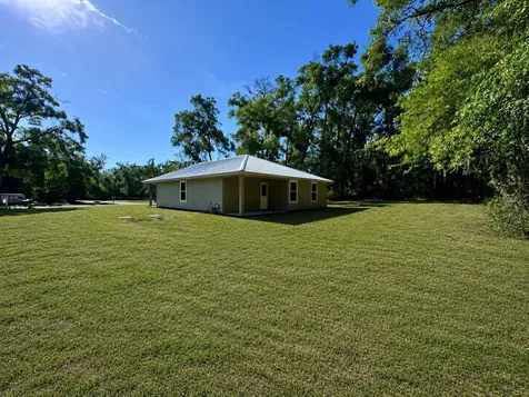 8523 SE 70th Avenue Trenton FL 32693