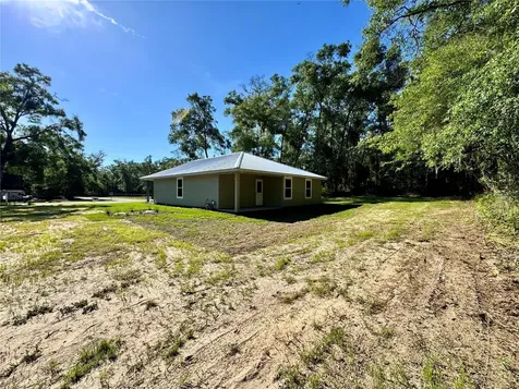 8523 SE 70th Avenue Trenton FL 32693