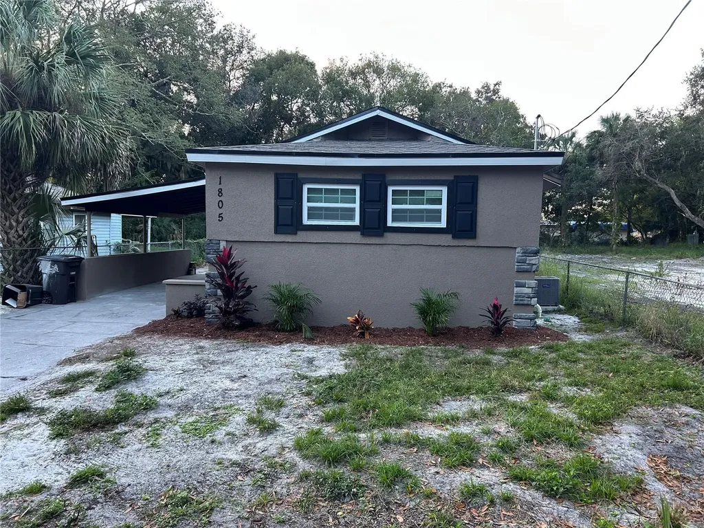 1805 W 15th Street Sanford FL 32771