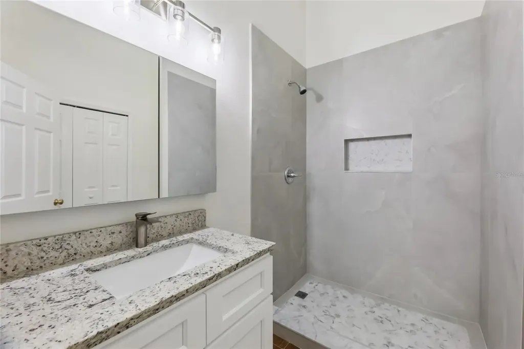 221 Garberia Drive Davenport FL 33837