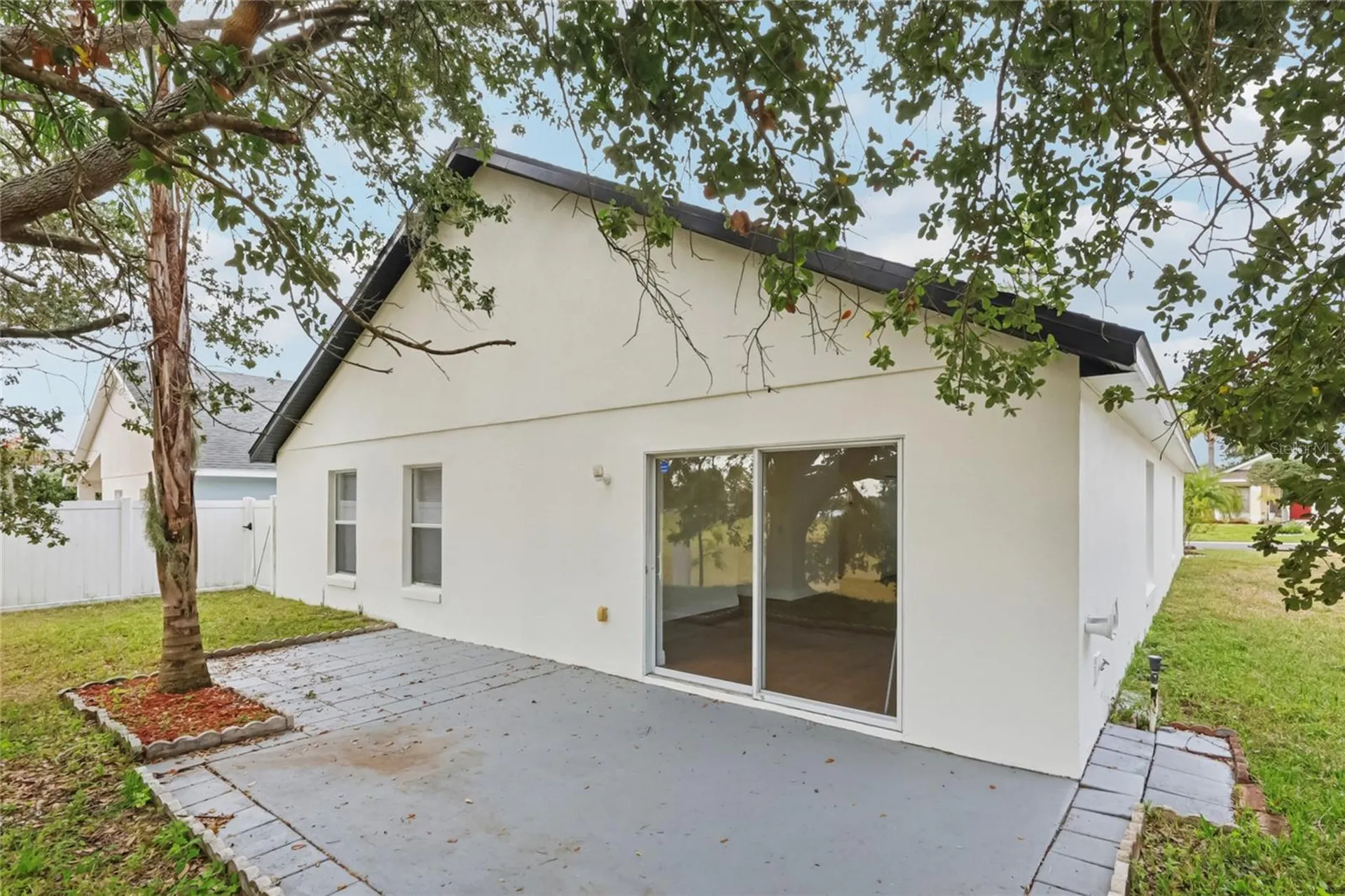 221 Garberia Drive Davenport FL 33837
