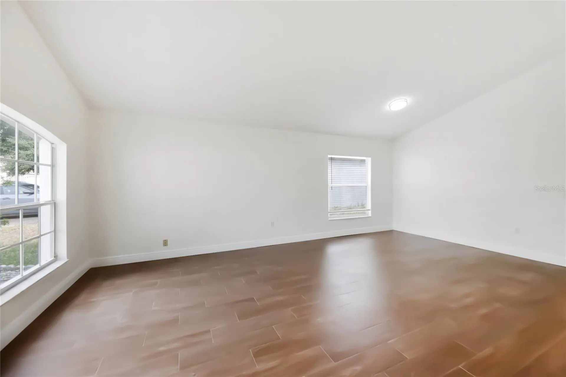 221 Garberia Drive Davenport FL 33837