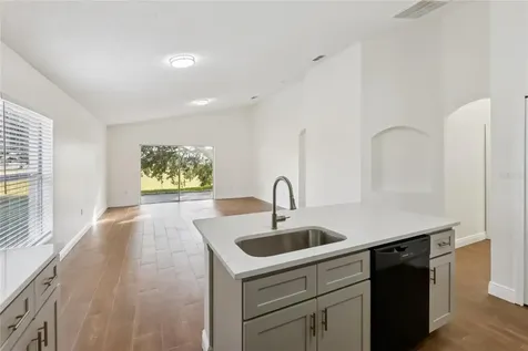 221 Garberia Drive Davenport FL 33837
