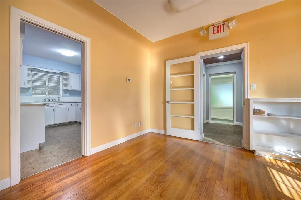 909 W New York Avenue Deland FL 32720