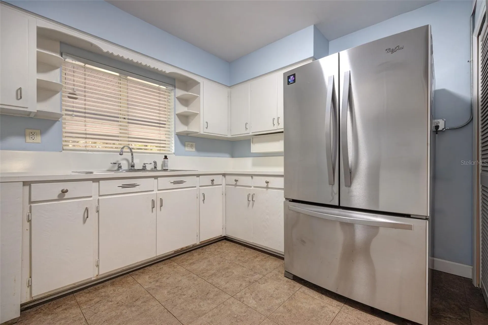 909 W New York Avenue Deland FL 32720