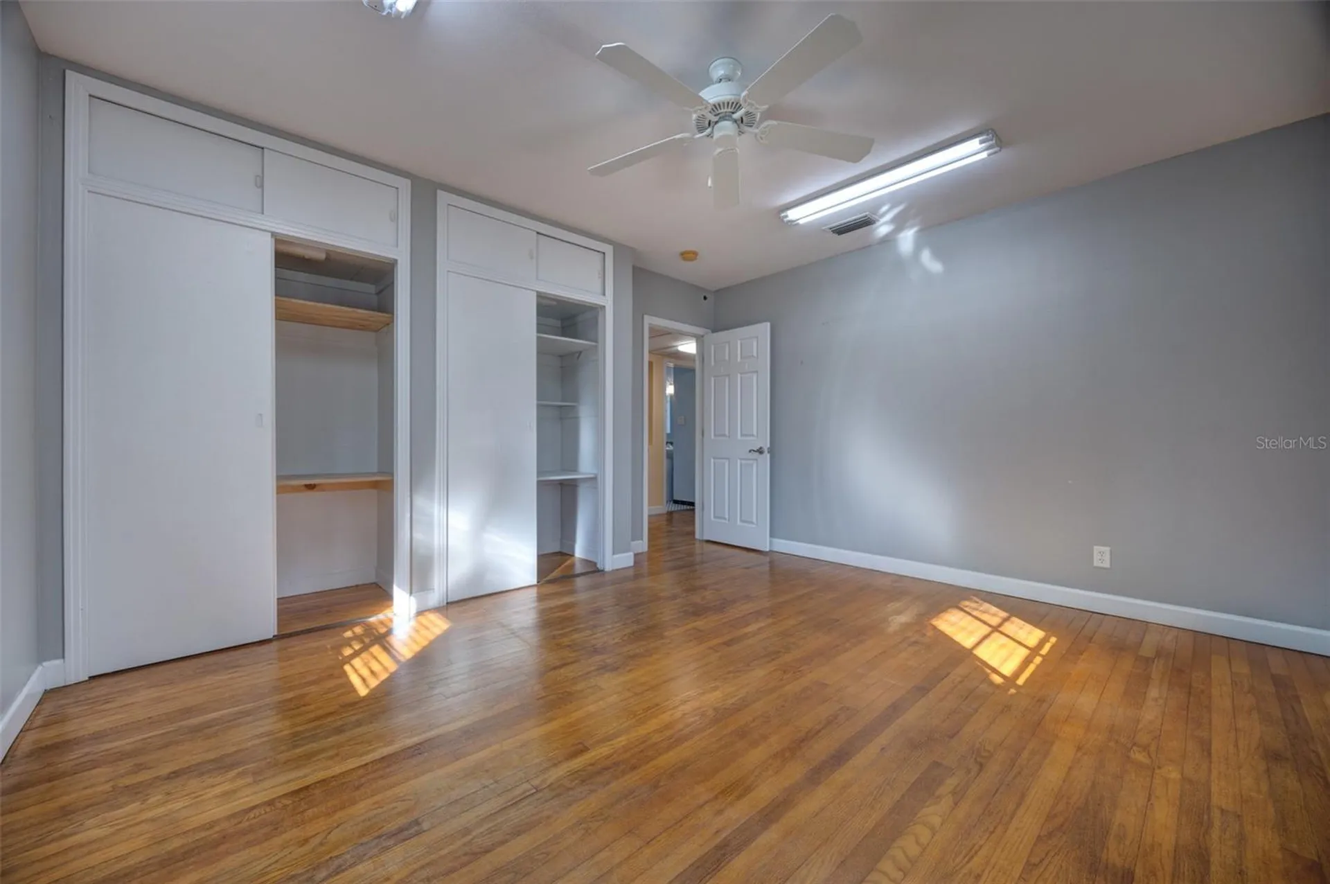 909 W New York Avenue Deland FL 32720