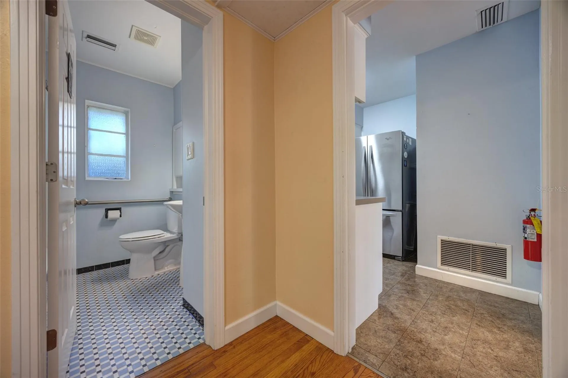 909 W New York Avenue Deland FL 32720