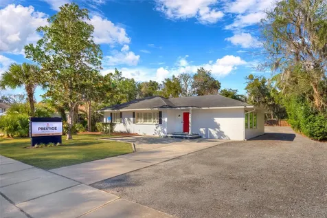 909 W New York Avenue Deland FL 32720