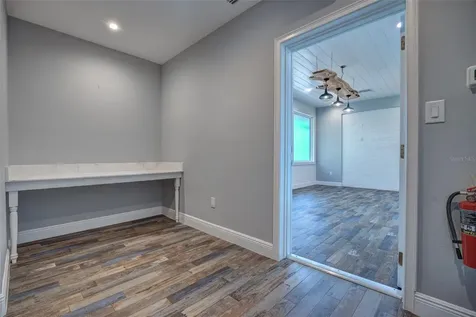 909 W New York Avenue Deland FL 32720