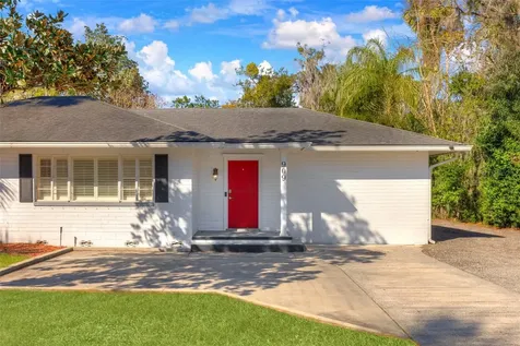 909 W New York Avenue Deland FL 32720