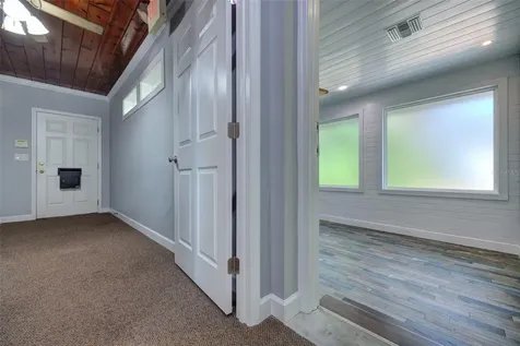 909 W New York Avenue Deland FL 32720