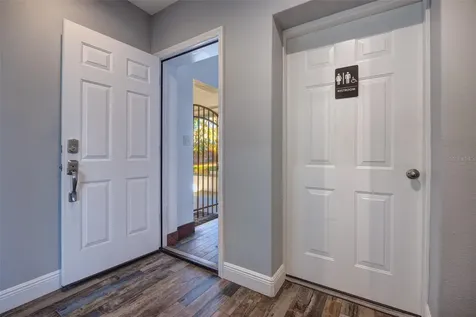 909 W New York Avenue Deland FL 32720