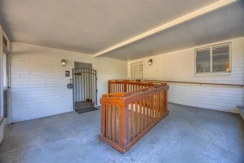 909 W New York Avenue Deland FL 32720