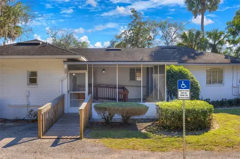 909 W New York Avenue Deland FL 32720