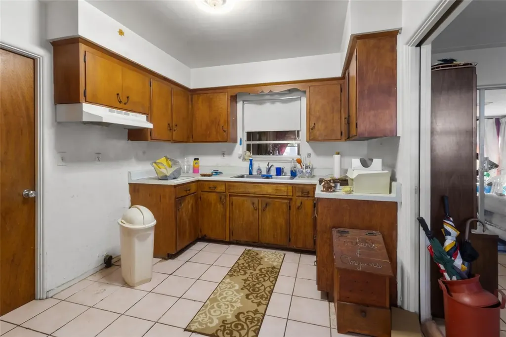 2728 Prospect Street Sarasota FL 34239