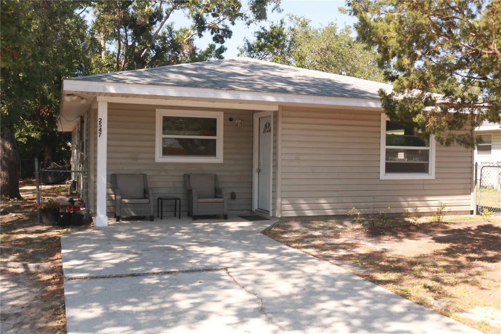 2547 24th Street Sarasota FL 34234
