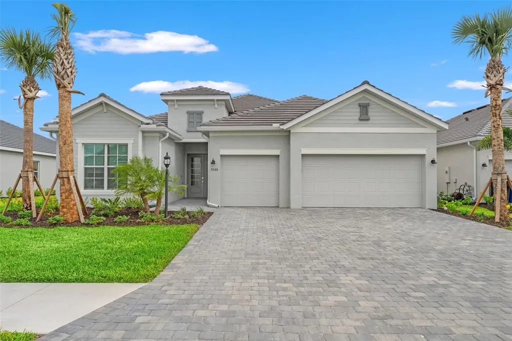 5535 Lightning Whelk Lane Lakewood Ranch FL 34202