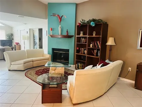 832 Palm Harbor Court Leesburg FL 34748