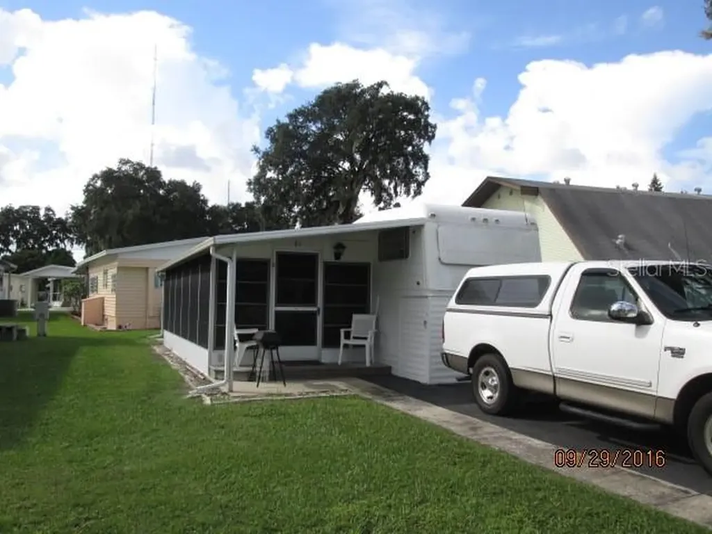 3275 26th Avenue E Bradenton FL 34208