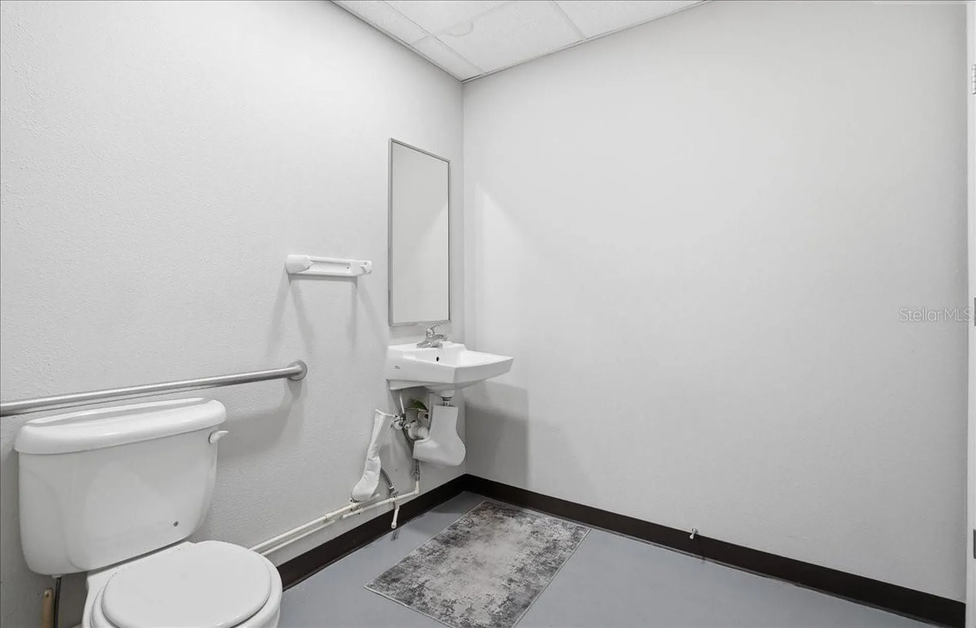 6612 26th Court E Sarasota FL 34243