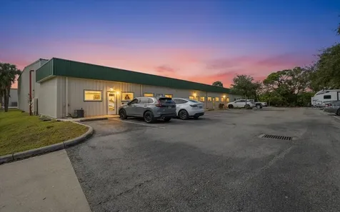 6612 26th Court E Sarasota FL 34243
