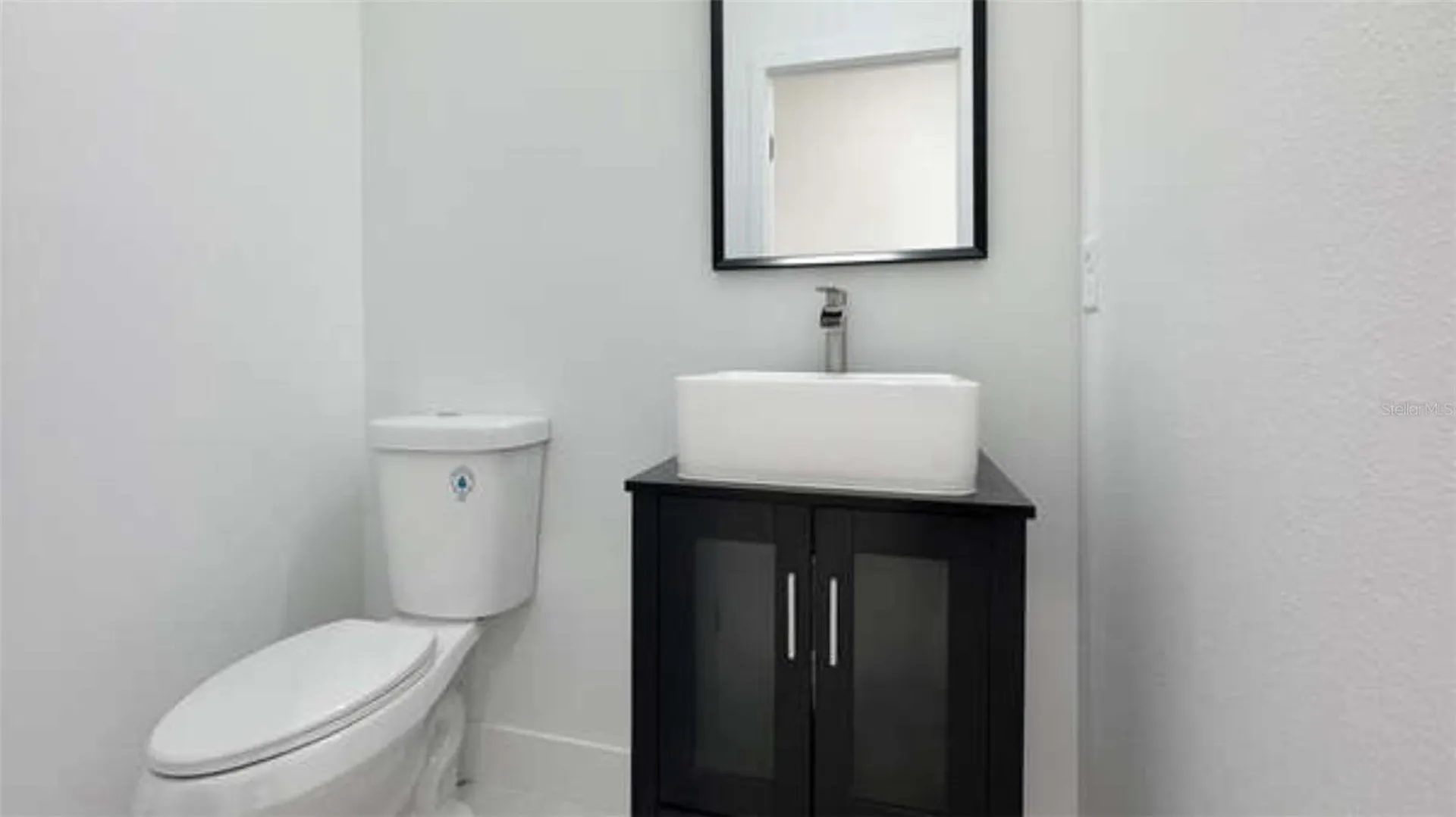 27 W 8th Street Apopka FL 32703