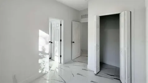27 W 8th Street Apopka FL 32703