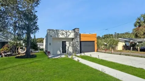 27 W 8th Street Apopka FL 32703