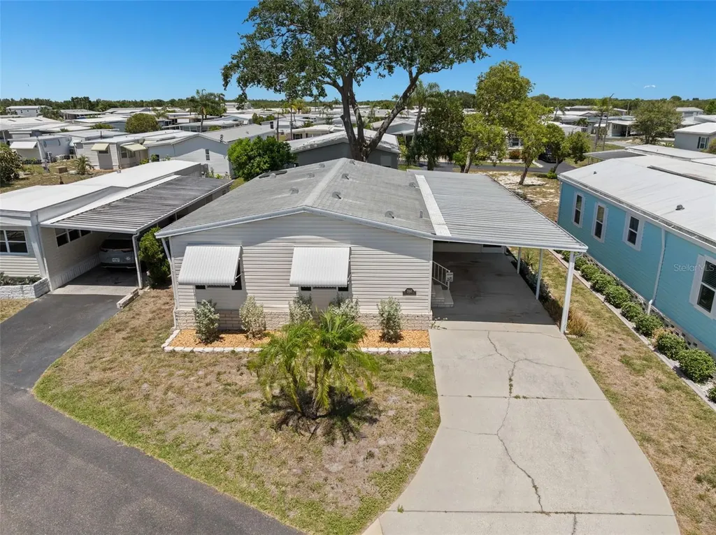 7107 Mount Essex Drive NE St Petersburg FL 33702