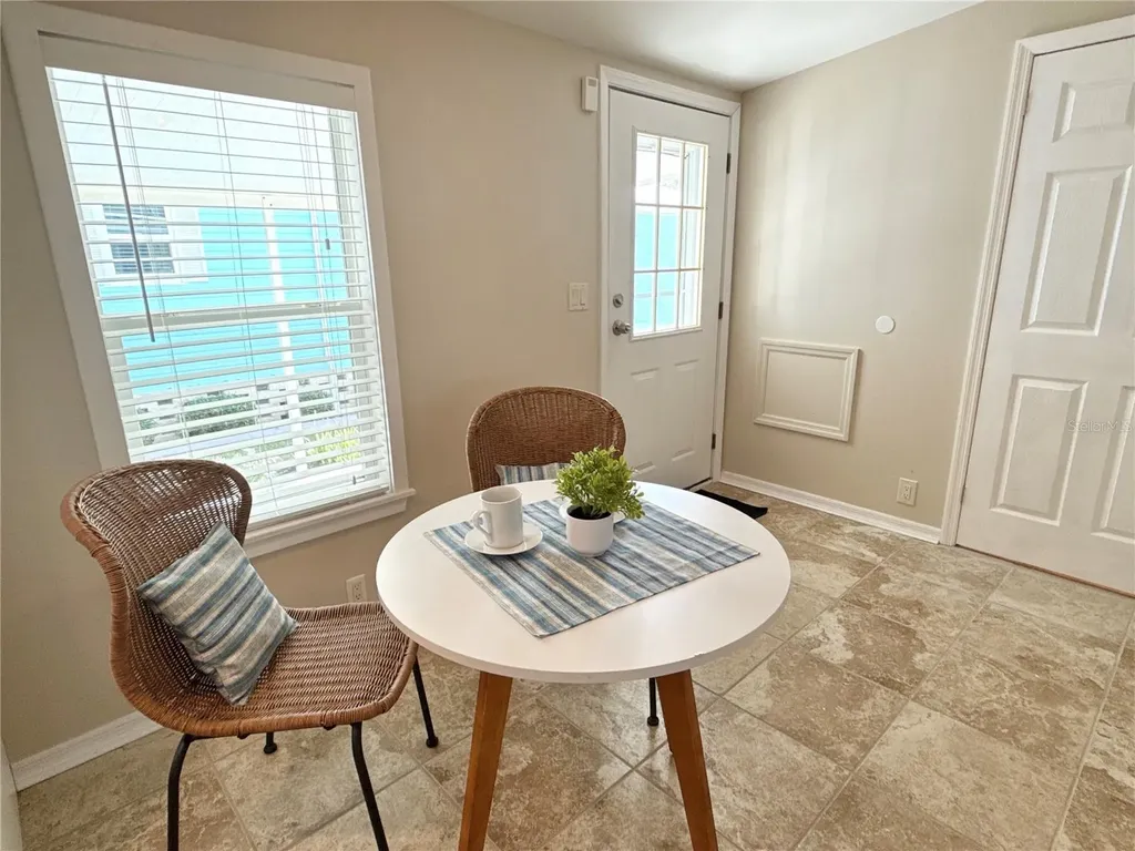 7107 Mount Essex Drive NE St Petersburg FL 33702