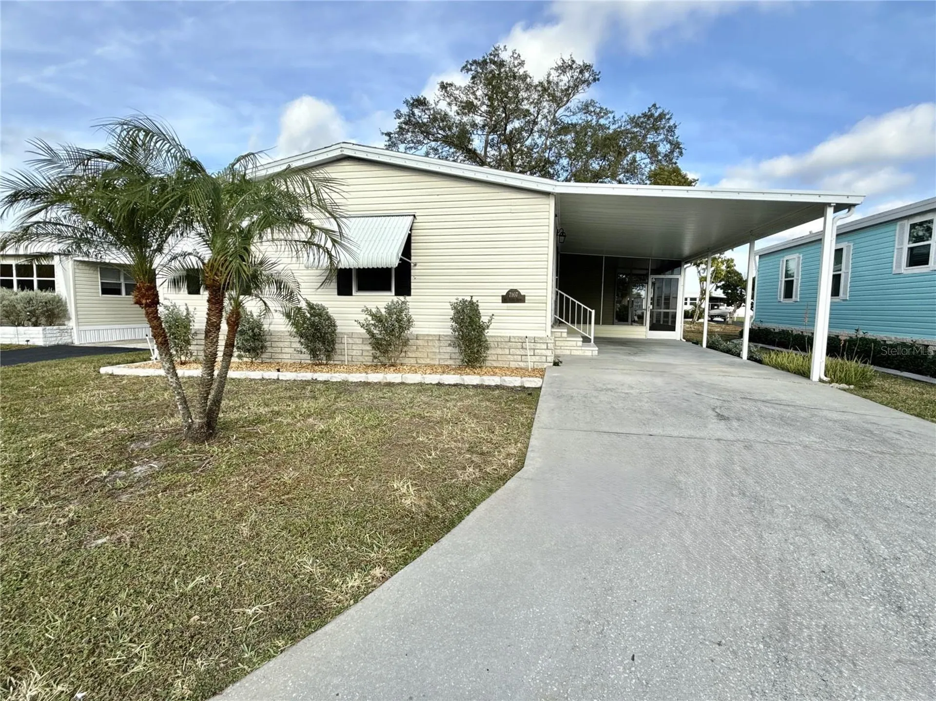 7107 Mount Essex Drive NE St Petersburg FL 33702
