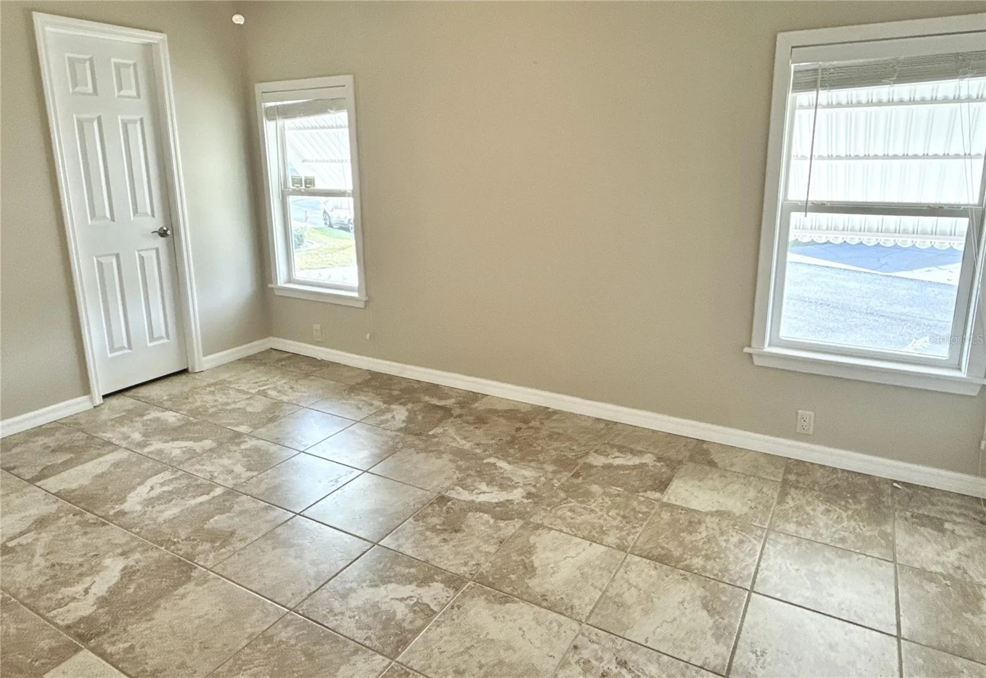 7107 Mount Essex Drive NE St Petersburg FL 33702