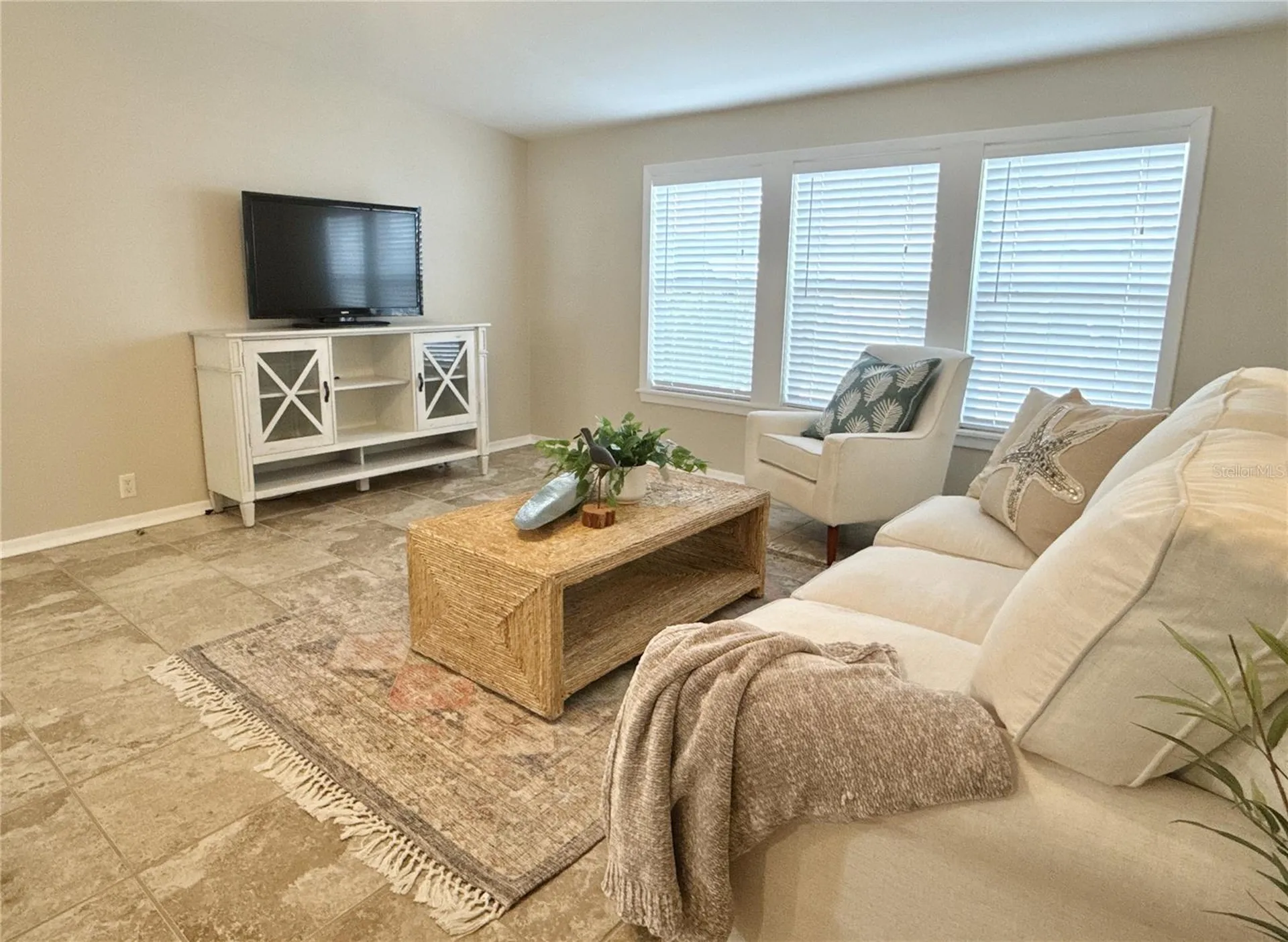 7107 Mount Essex Drive NE St Petersburg FL 33702