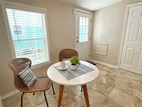 7107 Mount Essex Drive NE St Petersburg FL 33702