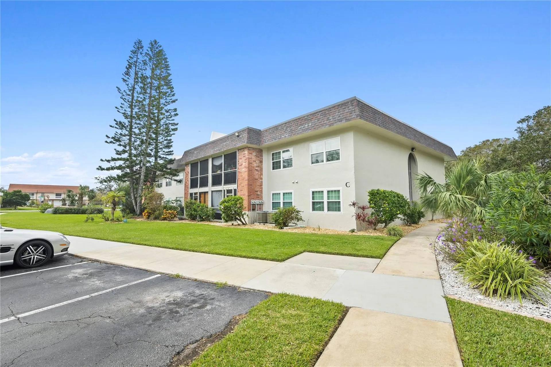3800 Saxon Drive New Smyrna Beach FL 32169