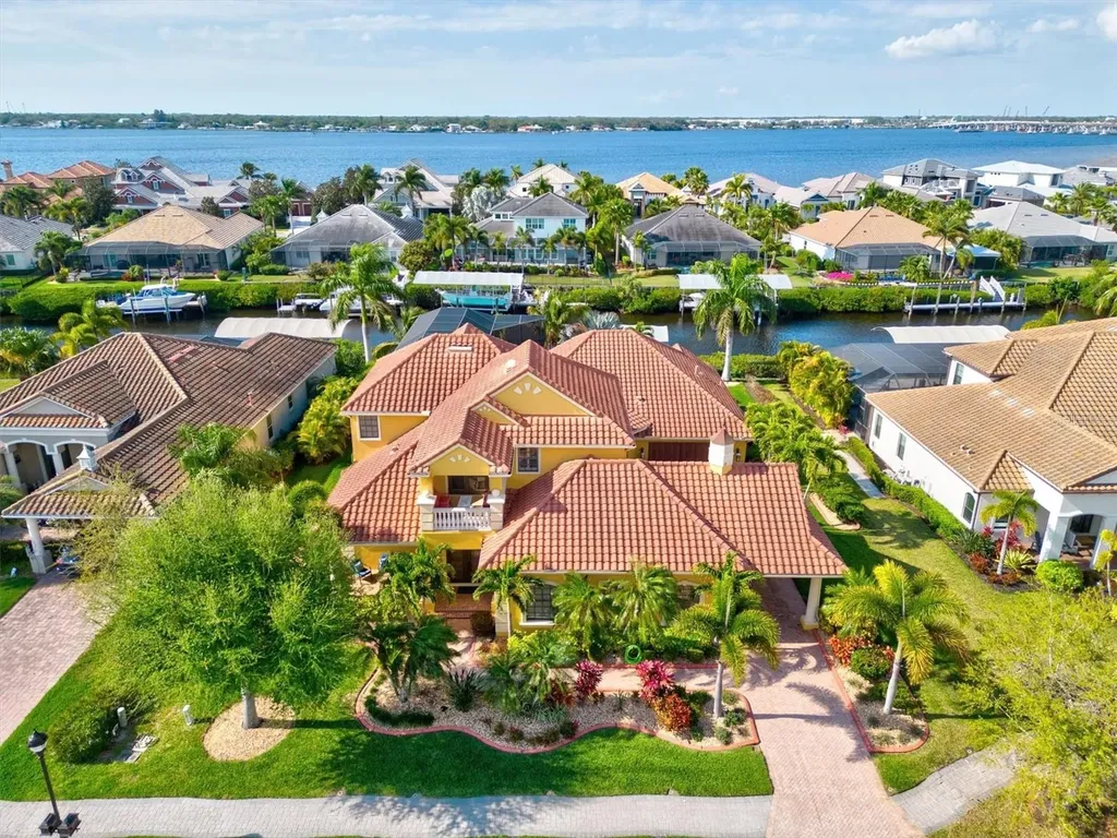 540 Fore Drive Bradenton FL 34208