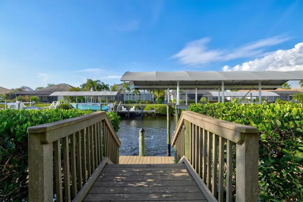 540 Fore Drive Bradenton FL 34208