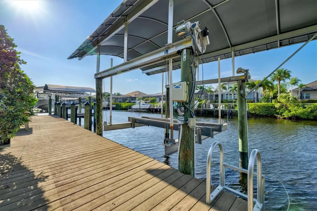 540 Fore Drive Bradenton FL 34208