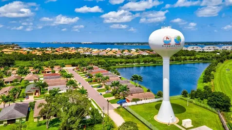 540 Fore Drive Bradenton FL 34208