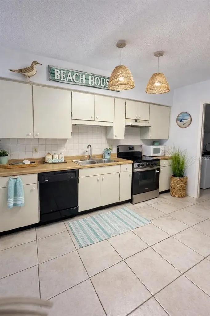4152 66th Street Circle W Bradenton FL 34209
