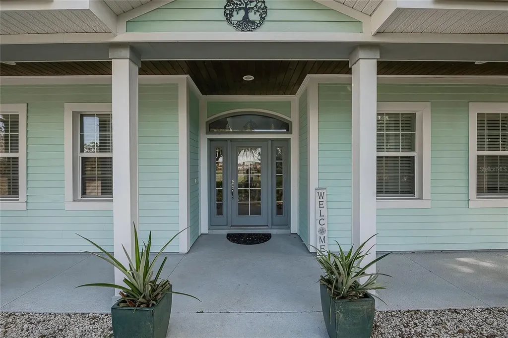 2424 Burns Avenue Lake Wales FL 33898