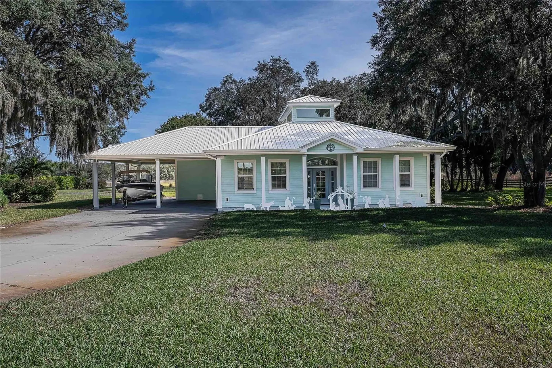 2424 Burns Avenue Lake Wales FL 33898