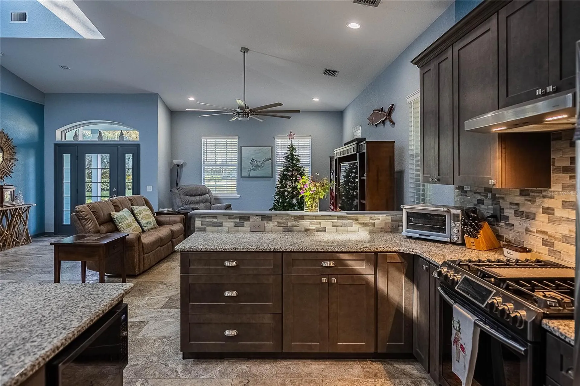 2424 Burns Avenue Lake Wales FL 33898