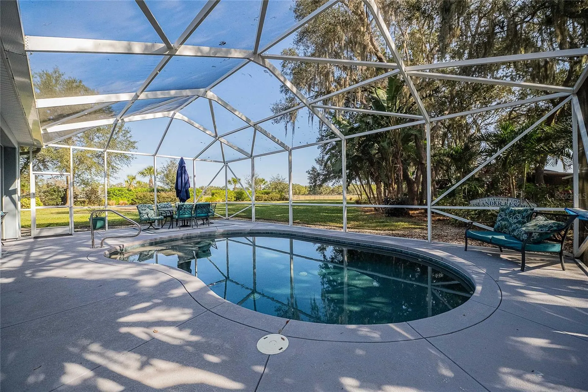 2424 Burns Avenue Lake Wales FL 33898