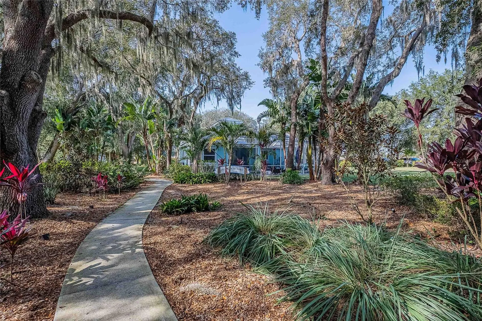 2424 Burns Avenue Lake Wales FL 33898